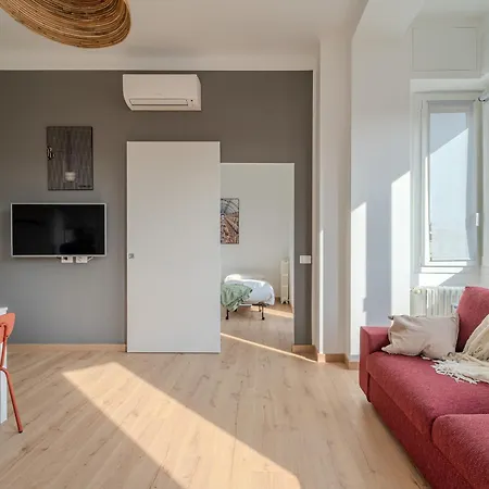 Urban View - Argonne Apartment *